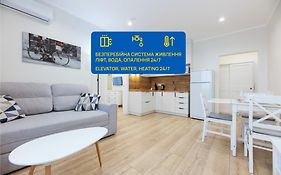 Квартири люкс метро Чернігівська Є ЛІФТ, ВОДА, ГЕНЕРАТОР